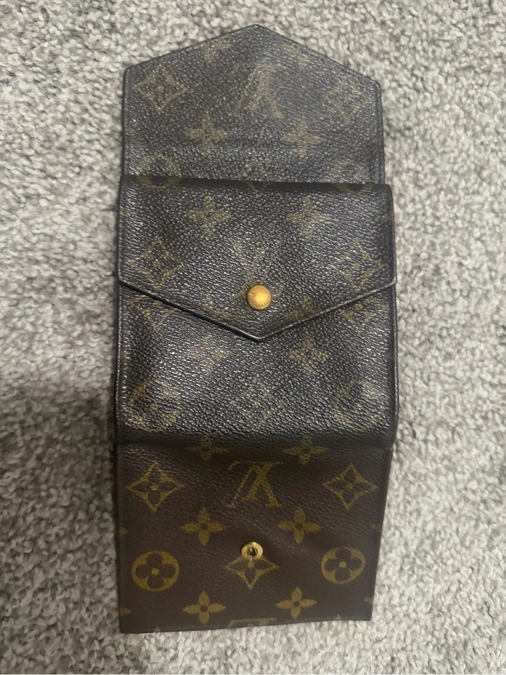 “Pre-loved” Authentic Louis Vuitton Monogram Canvas compact Wallet